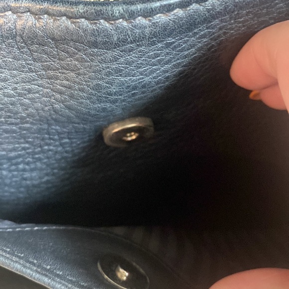 Coach Vintage Cow Hide Leather Adjustable strap Purse - Picture 8 of 12